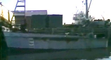 Foto de la lancha "9" en el muelle del Apostadero Naval Malvinas - Fuente: Eduardo Aníbal Rotondo