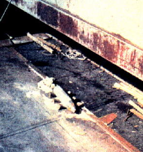 Foto de la bomba que quedó alojada en la bodega del ELMA Formosa - Fuente: Jorge Muñoz