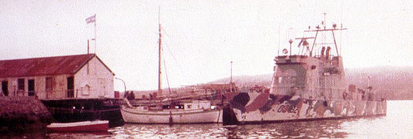 Foto del GC82 Islas Malvinas en la capital del archipi&eacute;lago durante el conflicto de 1982 - Fuente: PNA