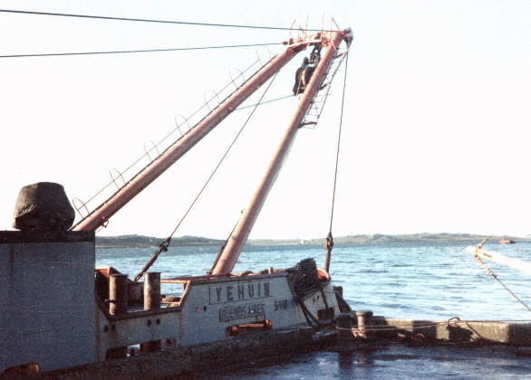 Foto de la popa del Yehu&iacute;n en Puerto Argentino - Fuente: Gaceta Malvinense