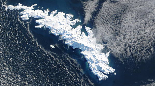 Foto satelital del archipiélago de las Georgias del Sur, en agosto de 2002 - Fuente: Jacques Descloitres (NASA)