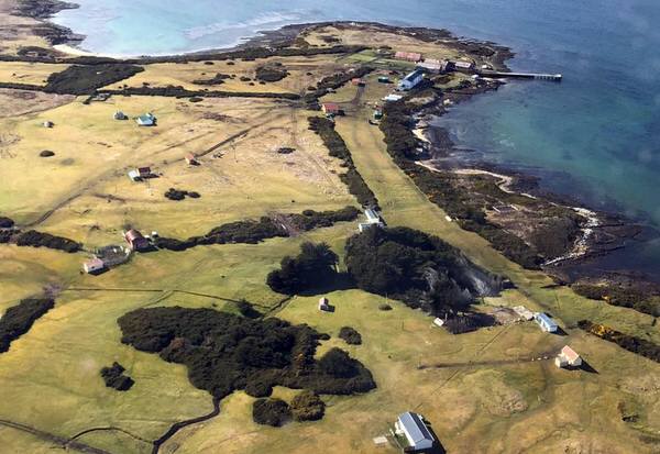 Foto de la isla San Jos&eacute; (Weddell island) - Fuente: Lewis Clifton