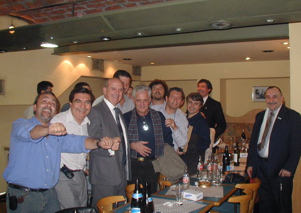 Reuni&oacute;n 20/6/03