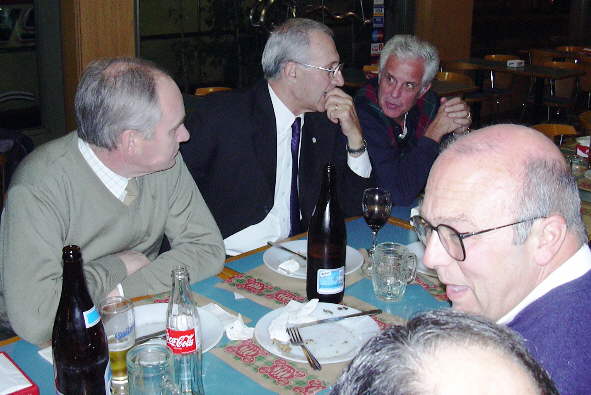 Reuni&oacute;n 20/6/05