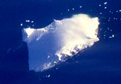 Foto de la isla Jorge, la más grande de las Sandwich del Sur - Fuente: NASA